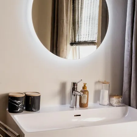 Appartement Rembrandtplein Retreat Luxury 1Br Steps From Tuschinski With View *