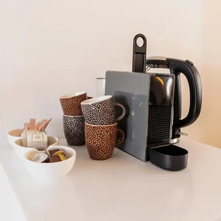 Chic Rembrandt Flat near Bars, Cafés, Museums Amsterdam